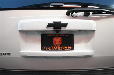 2014 Chevrolet Suburban LTZ   - Photo 12 - Norwalk, CA 90650-2241