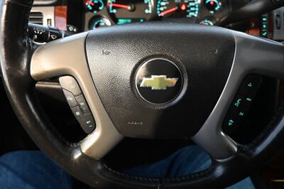 2014 Chevrolet Suburban LTZ   - Photo 36 - Norwalk, CA 90650-2241