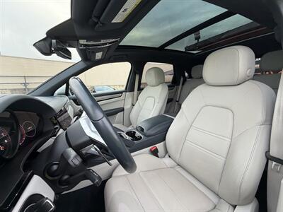 2023 Porsche Cayenne S Platinum Edition   - Photo 29 - Norwalk, CA 90650-2241