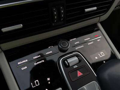 2023 Porsche Cayenne S Platinum Edition   - Photo 56 - Norwalk, CA 90650-2241