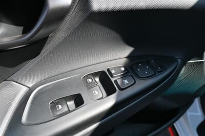 2020 Hyundai VELOSTER N   - Photo 21 - Norwalk, CA 90650-2241