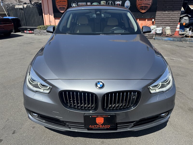 2016 BMW 5 Series 550i xDrive Gran Turismo  