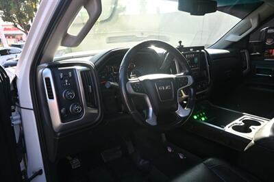 2019 GMC Sierra 2500HD SLT - Photo 24 - Norwalk, CA 90650-2241