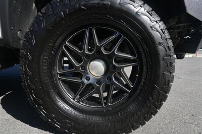 2019 GMC Sierra 2500HD SLT - Photo 15 - Norwalk, CA 90650-2241