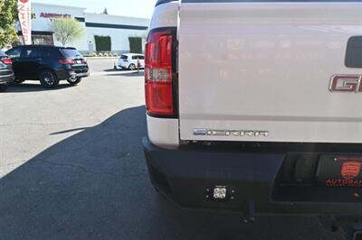 2019 GMC Sierra 2500HD SLT - Photo 9 - Norwalk, CA 90650-2241