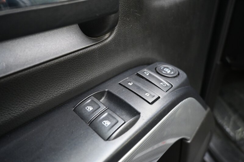 2015 Chevrolet Silverado 1500 LT photo 18