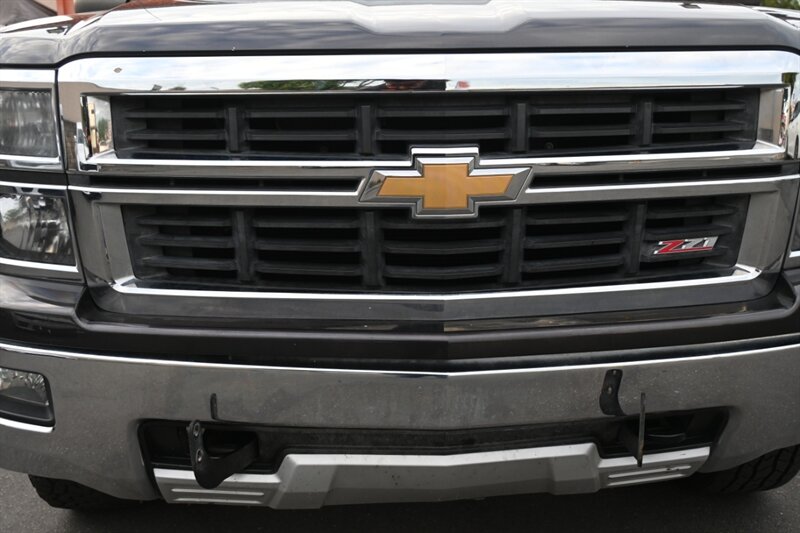 2015 Chevrolet Silverado 1500 LT photo 4