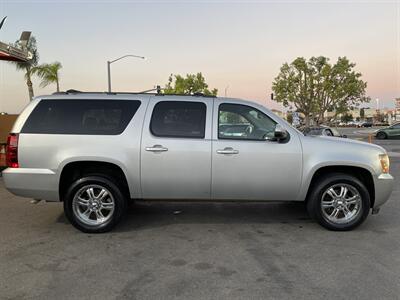 2012 Chevrolet Suburban LT   - Photo 16 - Norwalk, CA 90650-2241