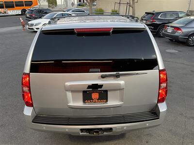 2012 Chevrolet Suburban LT   - Photo 11 - Norwalk, CA 90650-2241