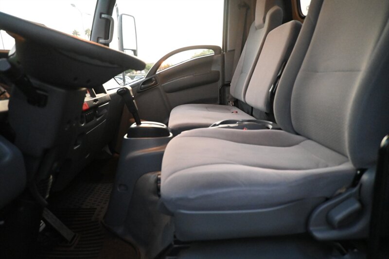 2021 Chevrolet Silverado 5500HD photo 21