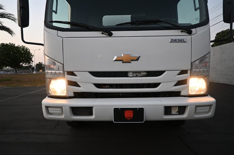2021 Chevrolet Silverado 5500HD photo 4