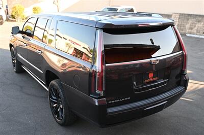 2015 Cadillac Escalade ESV Premium   - Photo 18 - Norwalk, CA 90650-2241