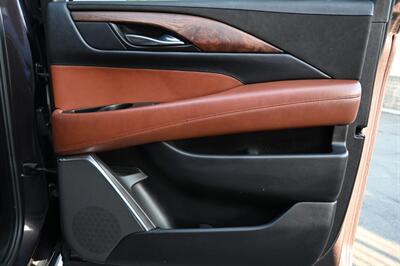 2015 Cadillac Escalade ESV Premium   - Photo 61 - Norwalk, CA 90650-2241
