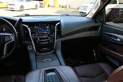 2015 Cadillac Escalade ESV Premium   - Photo 58 - Norwalk, CA 90650-2241