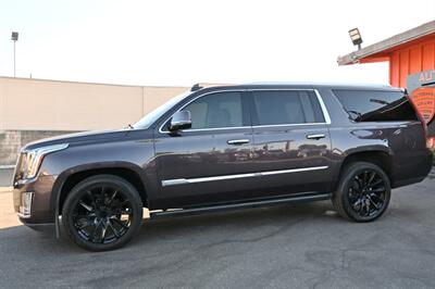 2015 Cadillac Escalade ESV Premium   - Photo 13 - Norwalk, CA 90650-2241
