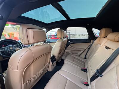 2017 Porsche Macan GTS   - Photo 27 - Norwalk, CA 90650-2241