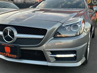 2015 Mercedes-Benz SLK SLK 350   - Photo 5 - Norwalk, CA 90650-2241