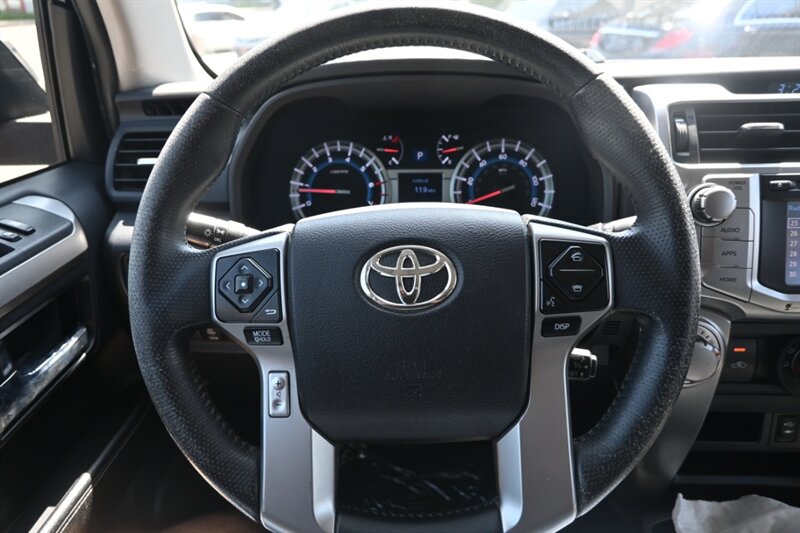 2014 Toyota 4Runner SR5 Premium photo 22