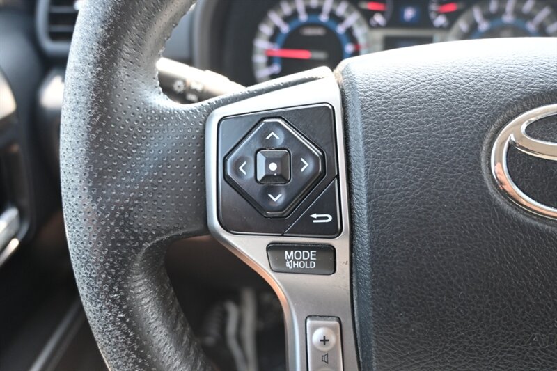 2014 Toyota 4Runner SR5 Premium photo 25