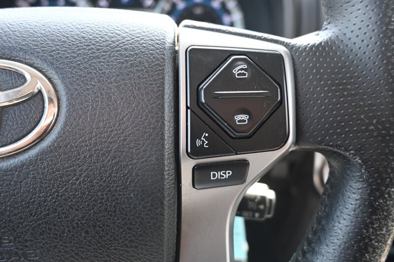 2014 Toyota 4Runner SR5 Premium photo 27