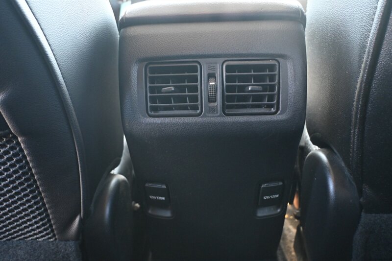 2014 Toyota 4Runner SR5 Premium photo 38