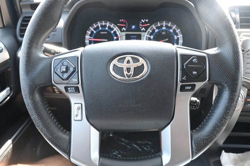 2014 Toyota 4Runner SR5 Premium photo 24