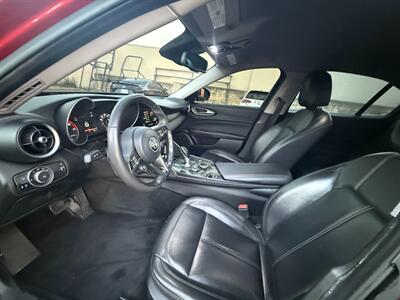 2017 Alfa Romeo Giulia - Photo 18 - Norwalk, CA 90650-2241