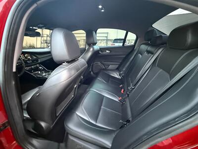 2017 Alfa Romeo Giulia - Photo 24 - Norwalk, CA 90650-2241