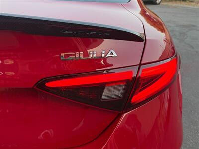 2017 Alfa Romeo Giulia - Photo 11 - Norwalk, CA 90650-2241