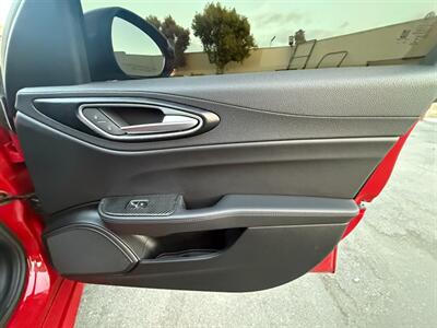 2017 Alfa Romeo Giulia - Photo 30 - Norwalk, CA 90650-2241