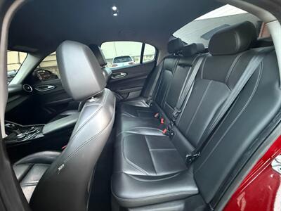 2017 Alfa Romeo Giulia - Photo 25 - Norwalk, CA 90650-2241
