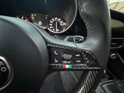 2017 Alfa Romeo Giulia - Photo 22 - Norwalk, CA 90650-2241