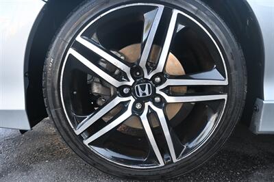 2017 Honda Accord Touring V6 - Photo 11 - Norwalk, CA 90650-2241