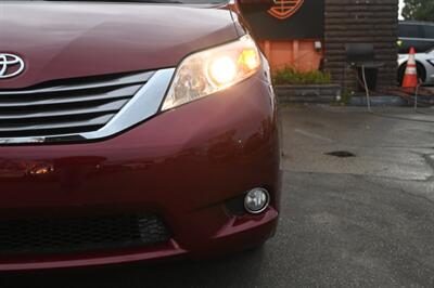 2015 Toyota Sienna XLE Premium 8-Passenger   - Photo 5 - Norwalk, CA 90650-2241