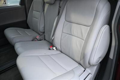 2015 Toyota Sienna XLE Premium 8-Passenger   - Photo 33 - Norwalk, CA 90650-2241