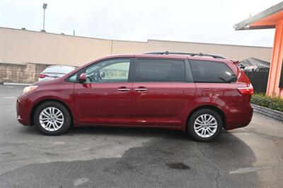 2015 Toyota Sienna XLE Premium 8-Passenger   - Photo 7 - Norwalk, CA 90650-2241