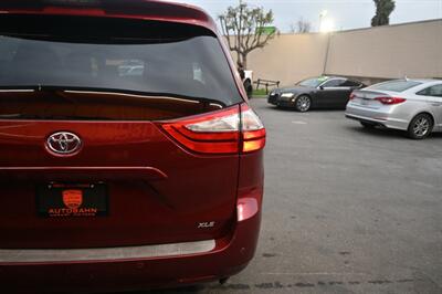 2015 Toyota Sienna XLE Premium 8-Passenger   - Photo 11 - Norwalk, CA 90650-2241