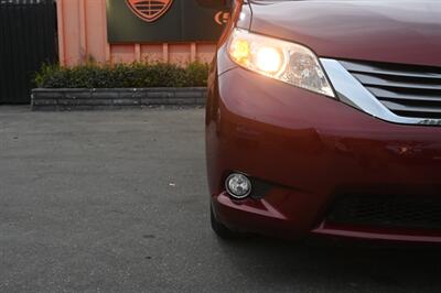 2015 Toyota Sienna XLE Premium 8-Passenger   - Photo 3 - Norwalk, CA 90650-2241