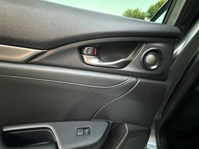 2017 Honda Civic Sport Touring   - Photo 26 - Norwalk, CA 90650-2241