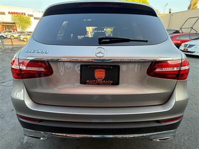 2019 Mercedes-Benz GLC GLC 300 - Photo 10 - Norwalk, CA 90650-2241