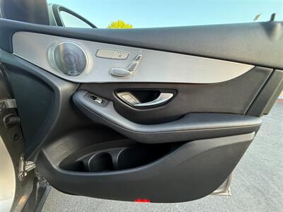 2019 Mercedes-Benz GLC GLC 300 - Photo 38 - Norwalk, CA 90650-2241