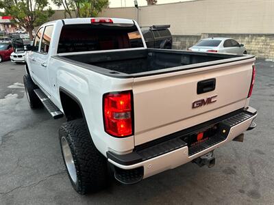 2016 GMC Sierra 3500HD Denali   - Photo 11 - Norwalk, CA 90650-2241