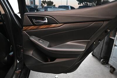 2017 Nissan Maxima Platinum   - Photo 52 - Norwalk, CA 90650-2241