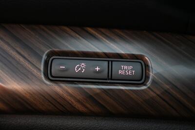 2017 Nissan Maxima Platinum   - Photo 33 - Norwalk, CA 90650-2241