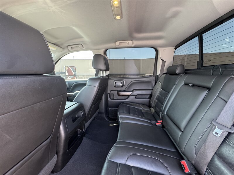 2019 GMC Sierra 2500HD Denali - Photo 35 - Norwalk, CA 90650-2241