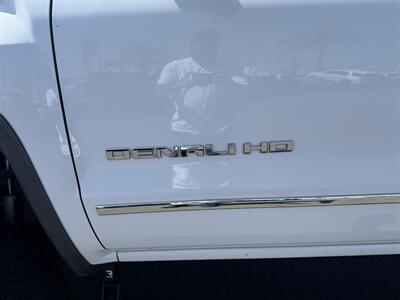 2019 GMC Sierra 2500HD Denali - Photo 9 - Norwalk, CA 90650-2241