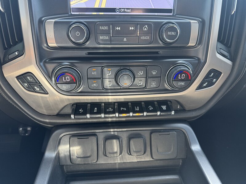 2019 GMC Sierra 2500HD Denali - Photo 52 - Norwalk, CA 90650-2241