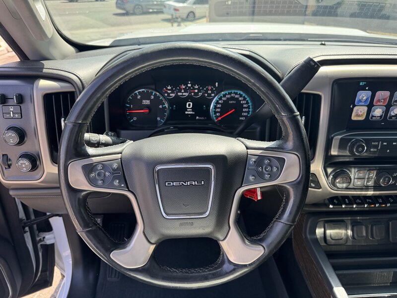 2019 GMC Sierra 2500HD Denali - Photo 30 - Norwalk, CA 90650-2241