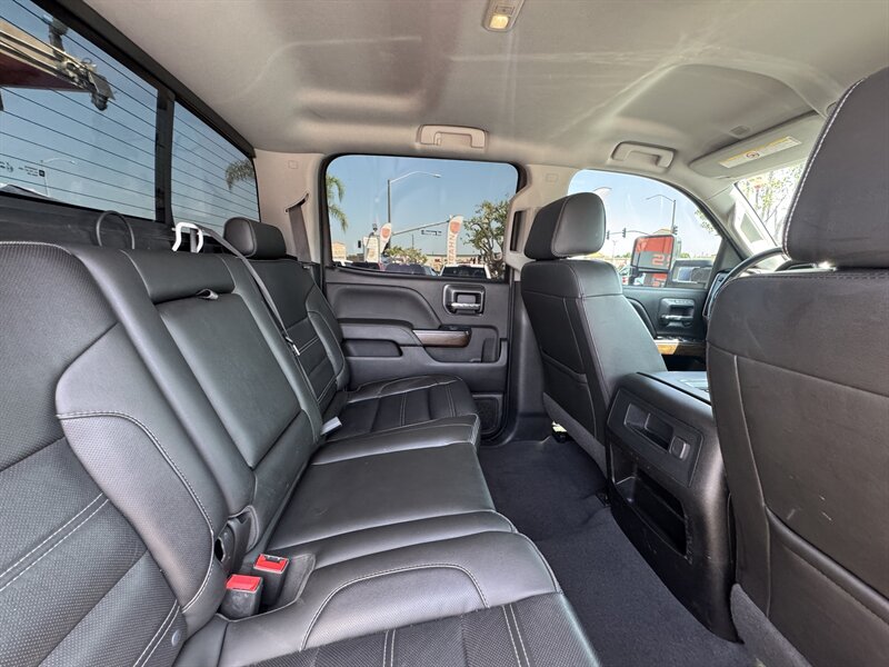 2019 GMC Sierra 2500HD Denali - Photo 44 - Norwalk, CA 90650-2241