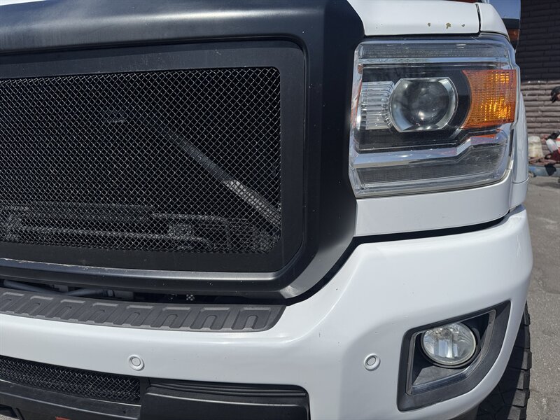 2019 GMC Sierra 2500HD Denali - Photo 6 - Norwalk, CA 90650-2241